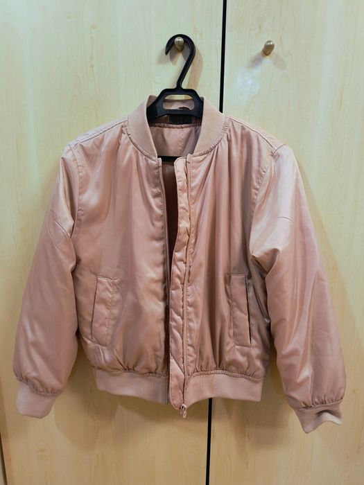 Kurtka bomberka dla dziewczynki