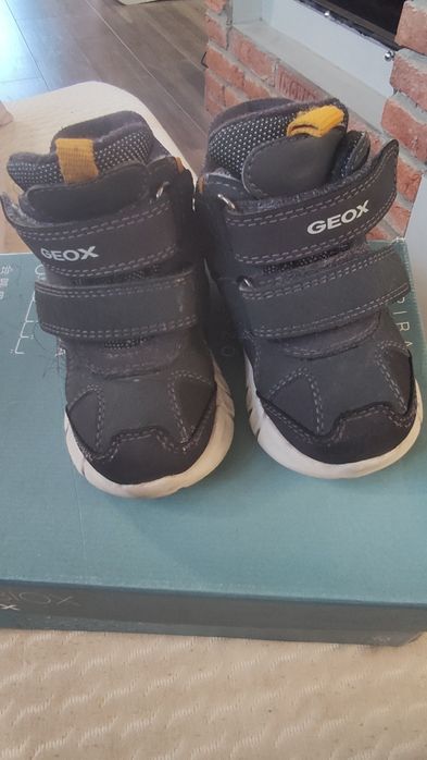Дитячі зимові черевики Geox