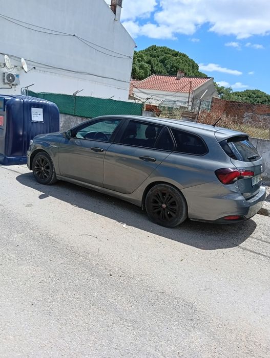 Fiat tipo 2019  cinzento