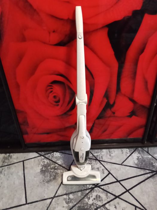 Акумуляторний, ручний,бездротовий пилосос