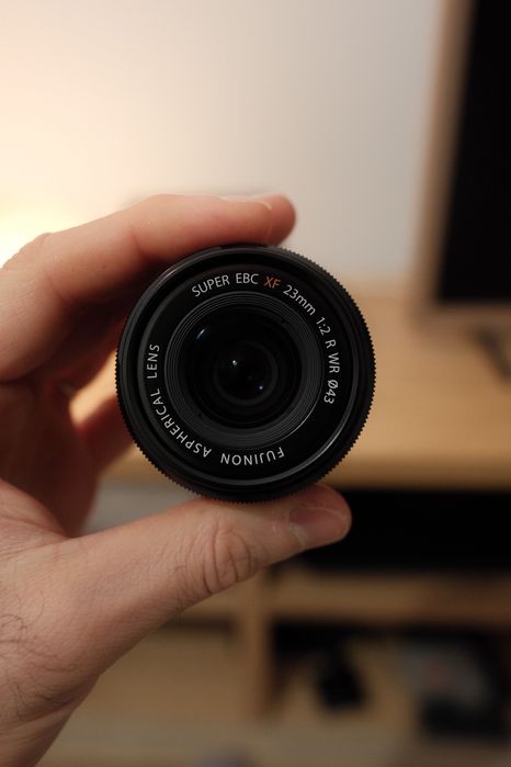 Lente Fujifilm XF 23mm f/2 R WR Como Nova - Caixa + Fatura