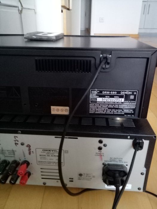 Двухкасетная дека