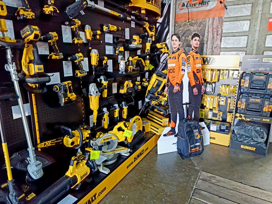 KIT MCLAREN, BERBEQUIM/APARAFUSADORA/2 BATERIAS LI-ON 5AH/MALA TSTAK