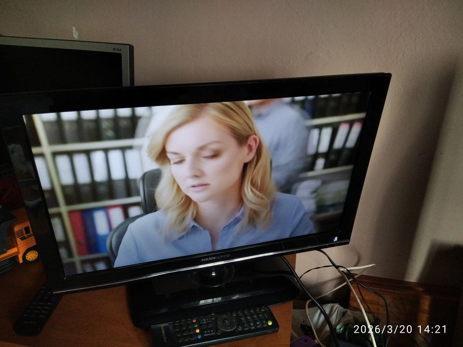 Sprzedam tv 32 całe sprawne