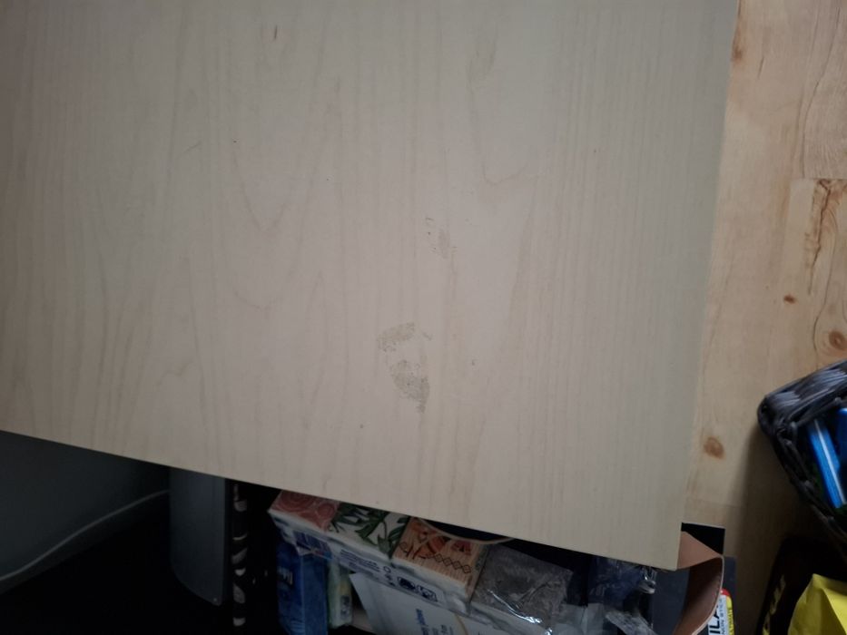 Stolik pod telewizor