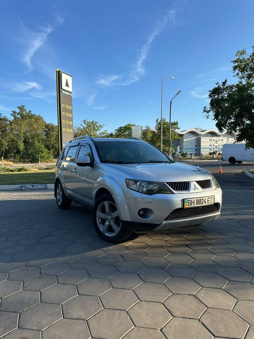 Продам Мітсубісі Аутлендер 3.0 газ/бензин