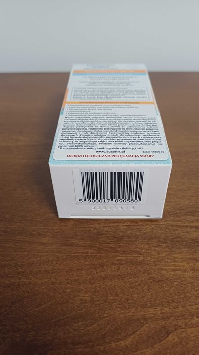 Eucerin SPF 50+ Ultra lekki krem do opalania Hydro Protect
