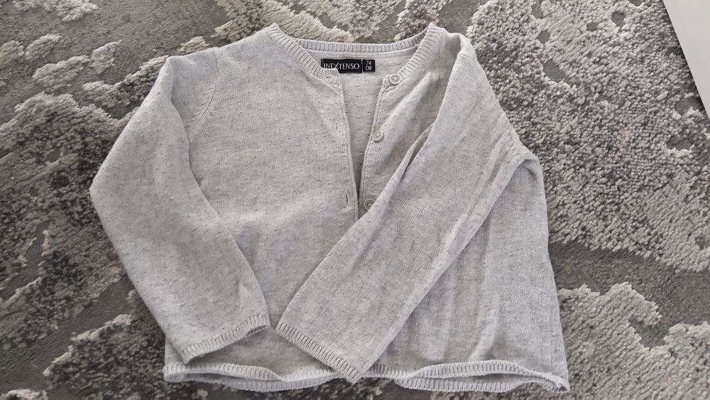 Sweterek dla dziewczynki