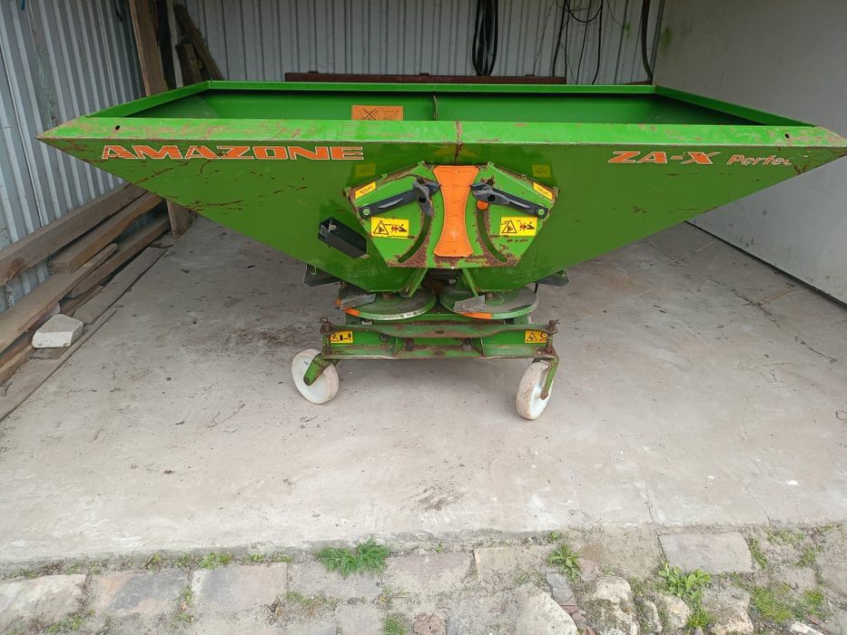 Rozsiewacz Amazone ZAX Perfect 602.Hydraulika.Stan bdb!!!