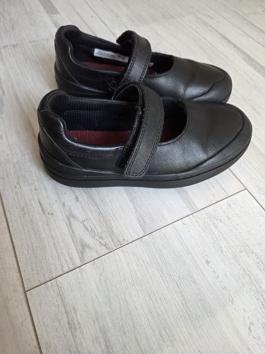 Дитячі туфлі  clarks eu26