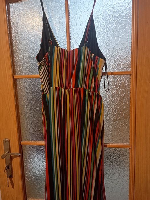 Sukienka kolorowa MIDI
