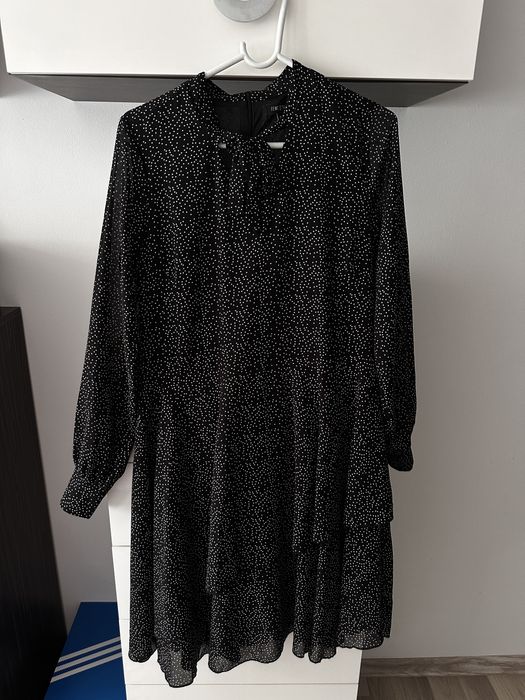 Elegancka sukienka