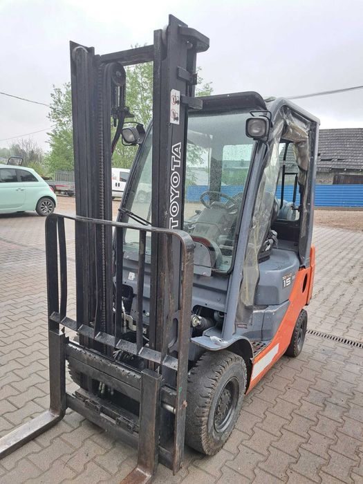 Wózek widłowy Toyota 02-8FGF15, 1,5t, LPG, 2010r Duplex 3,3m przesuw