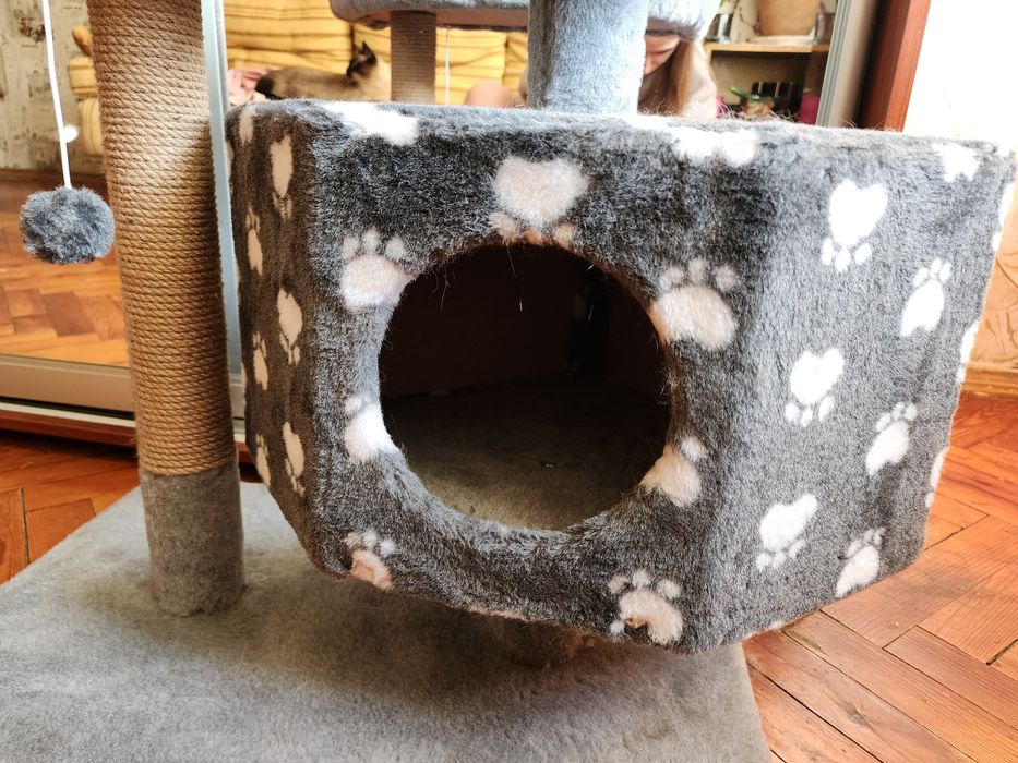 Когтеточка для кота 50х61,5 / домик для котика