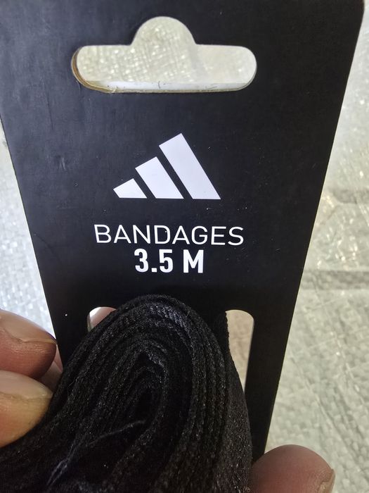 Пов'язки adidas для тренувань