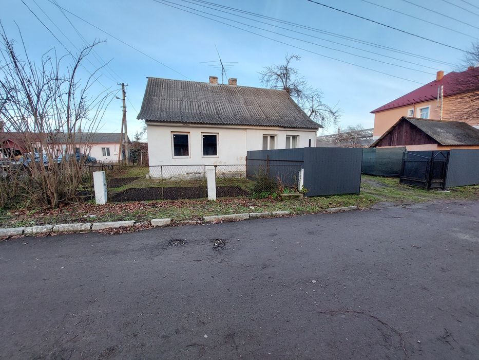 Продаж половини будинку 45,3м2 вул. М. Тураша м. Дрогобич