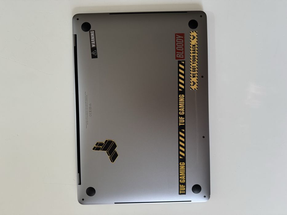 Продам свій MacBook Pro 2019 13ʼʼ A1989