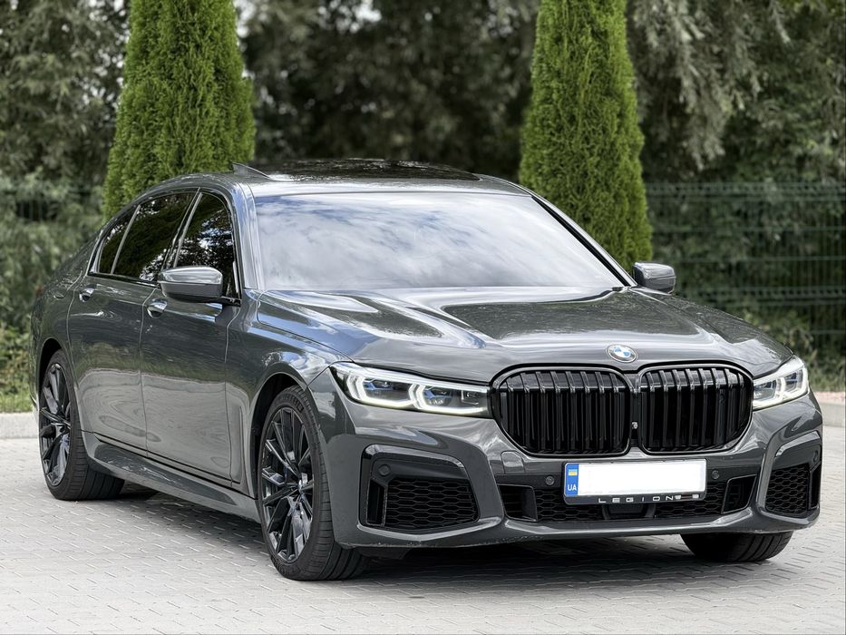 BMW 750 M Performance