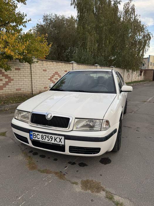 Продам шкоду актавія тур 2010р