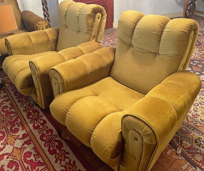 Sofás Vintage (sofá cama + 2 individuais)