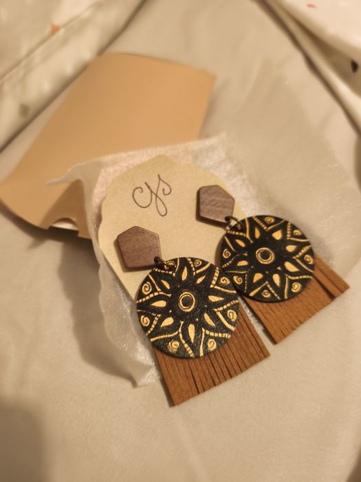 Brincos feitos á mão - NOVOS