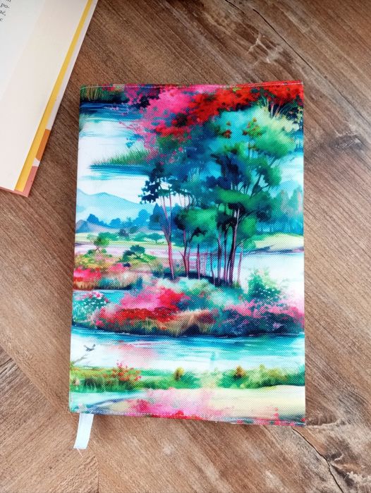 Otulacz na książki. Etui. Okładka.