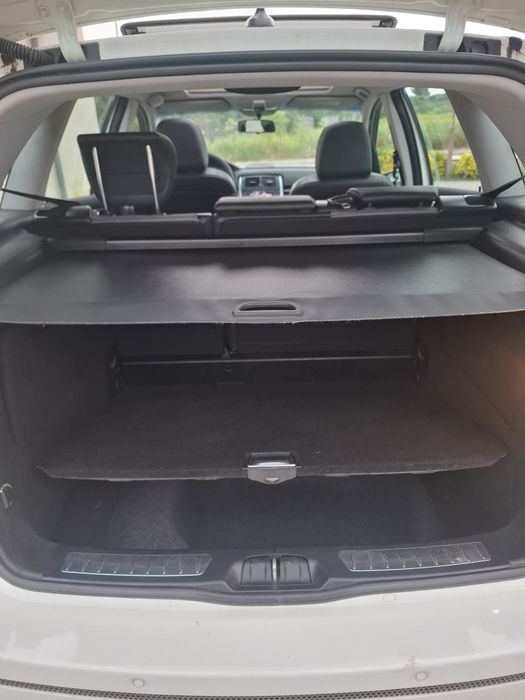 Mercedes benz b180