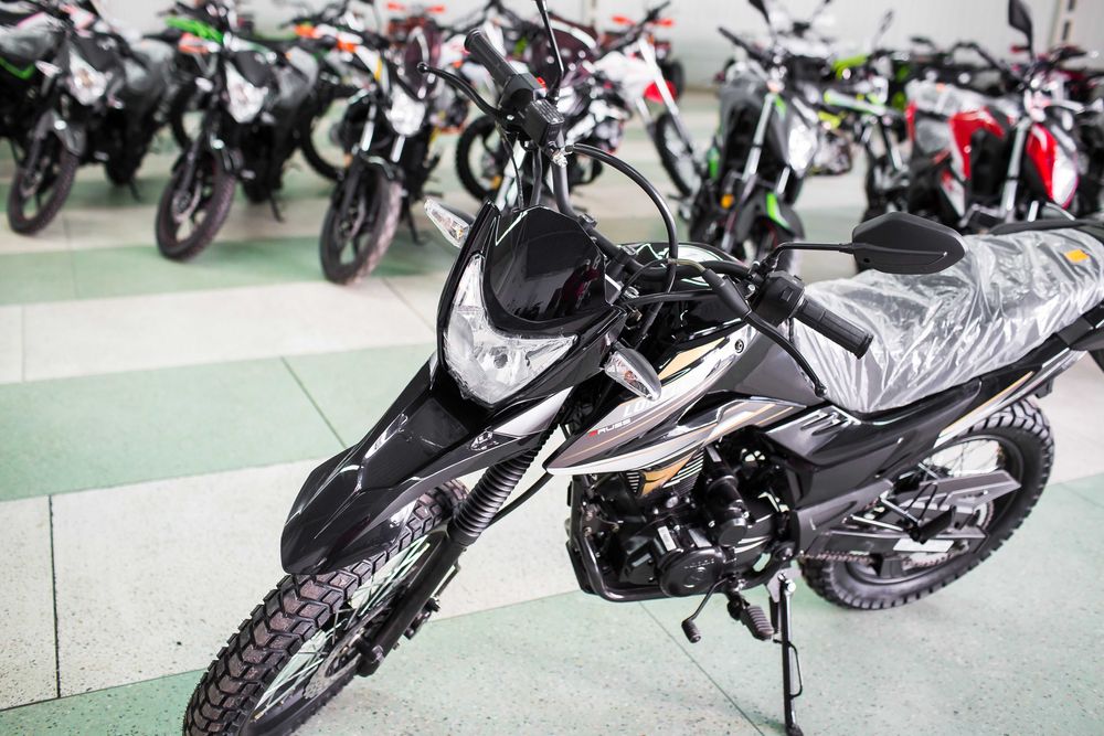 LONCIN LX200GY-3 Pruss мотоцикл