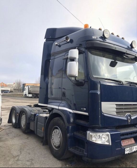 Сідловий тягач.