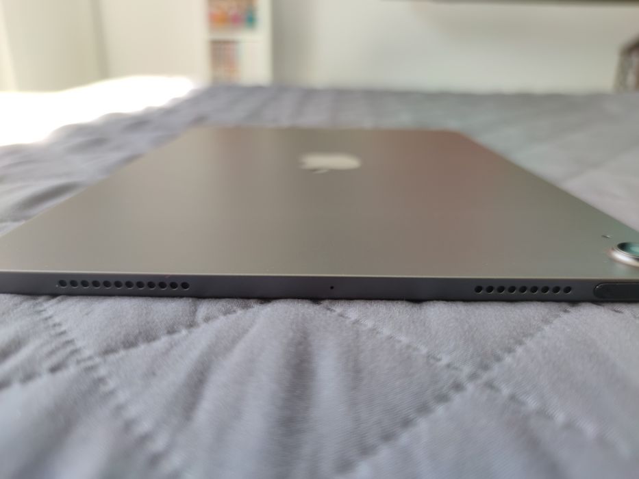 Apple iPad Air 2022 10.9" 64GB Wi-Fi