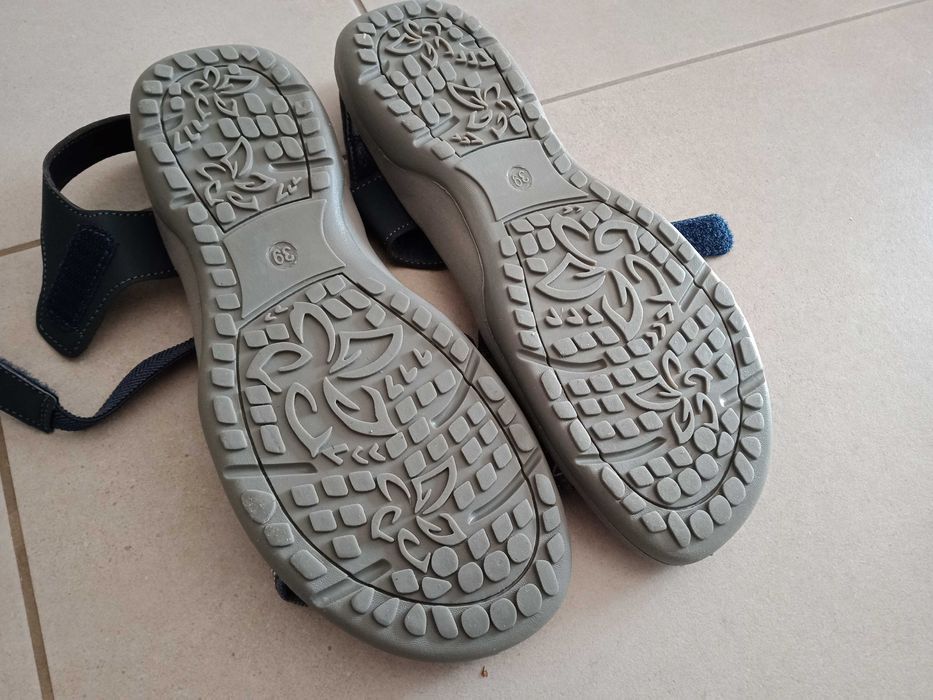 Sandały damskie, nowe 39