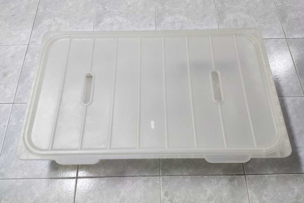 Caixa de plastico IKEA KOMPLEMENT