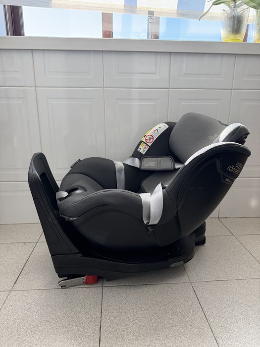 Britax Romer DualFix M iSize 360