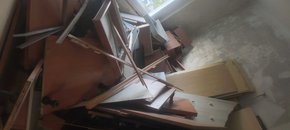 Odpady mebli za darmo
