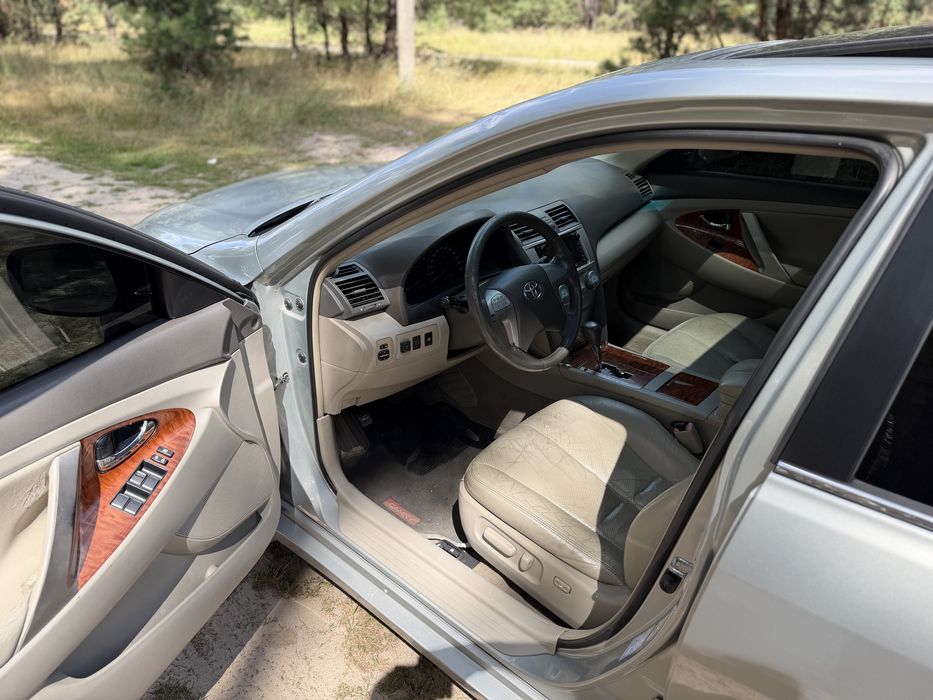 Продам Toyota Camry,  Не фарбована!!!