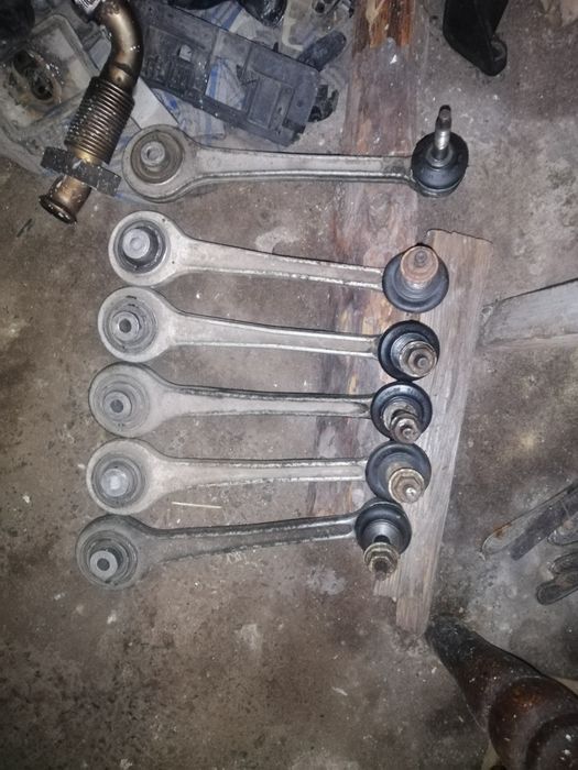 Ричаги:криві, прямі, розвальні, бумеранги.  5 серії е39.