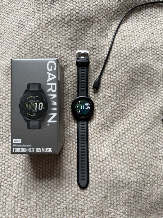 Garmin Forerunner 165 Music jak nowy
