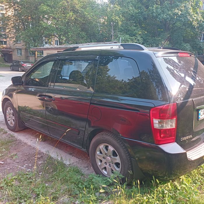 Кіа карнівал 2008