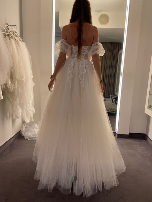 Suknia Ślubna hiszpanka z rozcięciem na nodze Madonna