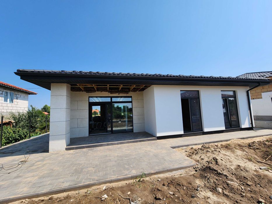 Від забудовника. Продам будинок керамоблок, 119 м2, крита тераса, + газ.