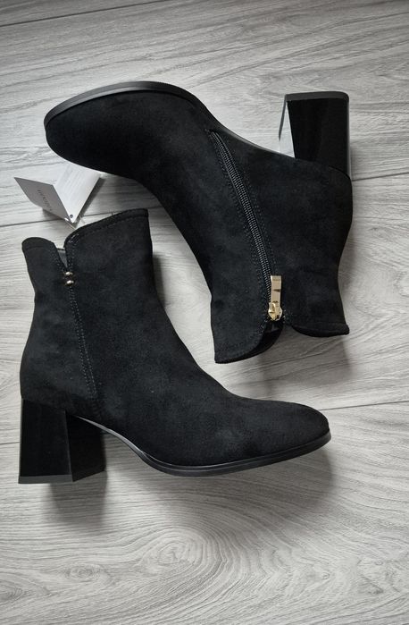 Botki zamszowe na grubszym obcasie roz 37
