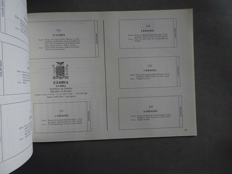 Caderneta de cromos vazia Notas de todo o mundo - Volume III África