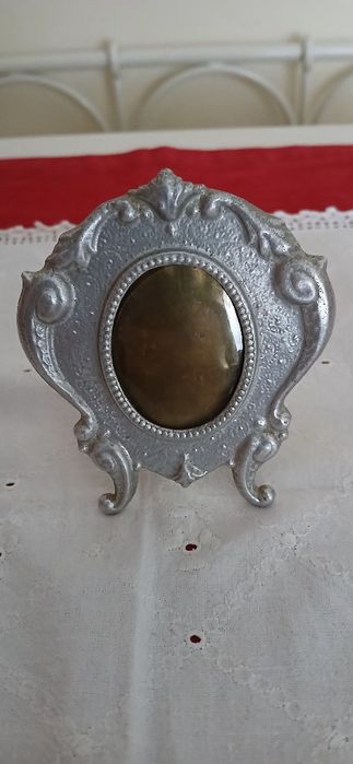 Vintage frame, used64585685678593123