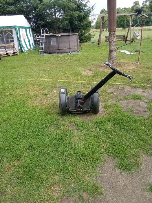 Segway Zasięg około 20 km sprowadzany z USA