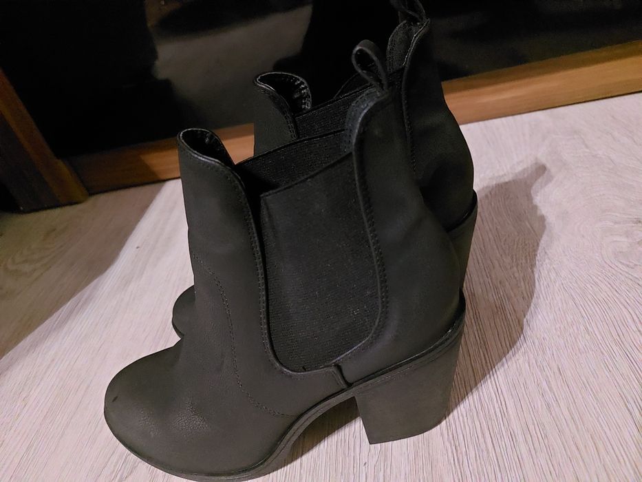 Botki na obcasie buty damskie