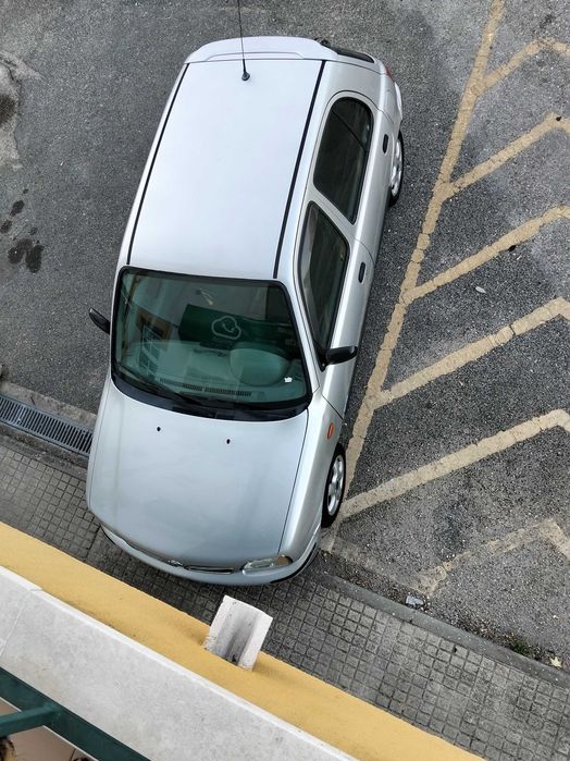 Nissam Micra 16 v. com apenas 86 mil km comprováveis