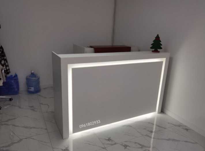 Ресепшн для салона, в магазин, або офісу