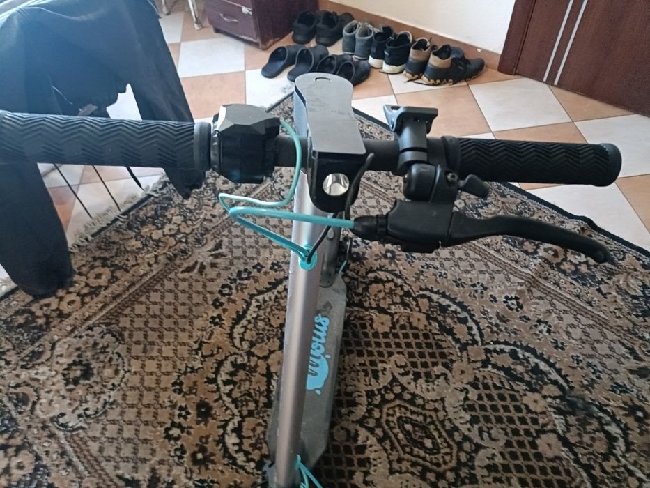 Motus Scooty 8.5 350W