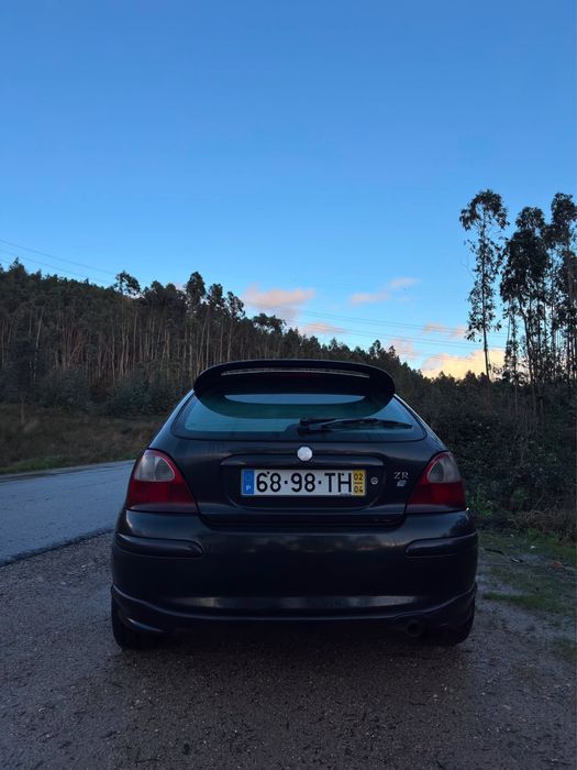 Rover ZR  1400cc