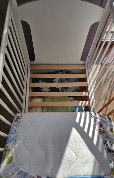 Łóżeczko drewniane dziecięce